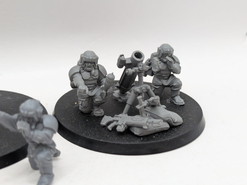 Warhammer 40k: Astra Militarum Cadian Heavy Weapons Teams (BC150)
