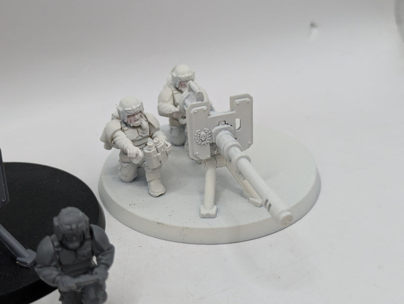 Warhammer 40k: Astra Militarum Cadian Heavy Weapons Teams (AE130)