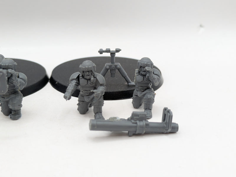 Warhammer 40k: Astra Militarum Cadian Heavy Weapons Teams (AA085)