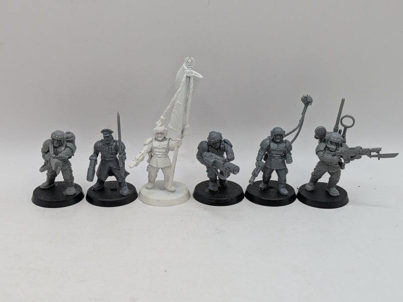 Warhammer 40k: Astra Militarum Cadian Command Squad (AZ099)