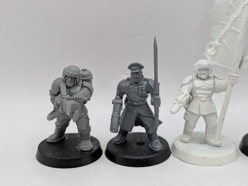 Warhammer 40k: Astra Militarum Cadian Command Squad (AZ099)