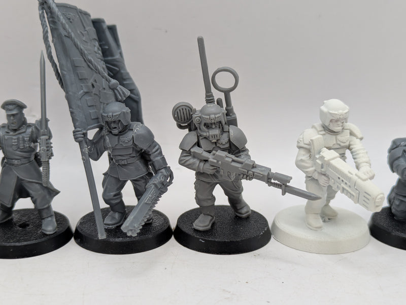 Warhammer 40k: Astra Militarum Cadian Command Squad (BA056)
