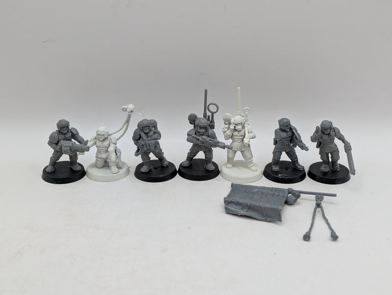 Warhammer 40k: Astra Militarum Cadian Command Squad (BH001)