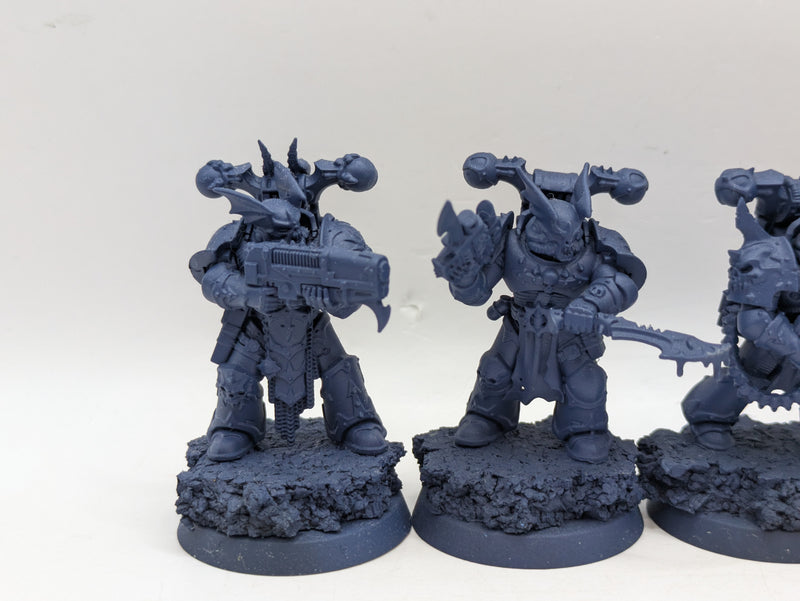 Warhammer 40k: Chaos Space Marines Kill Team Nemesis Claw (BH046)