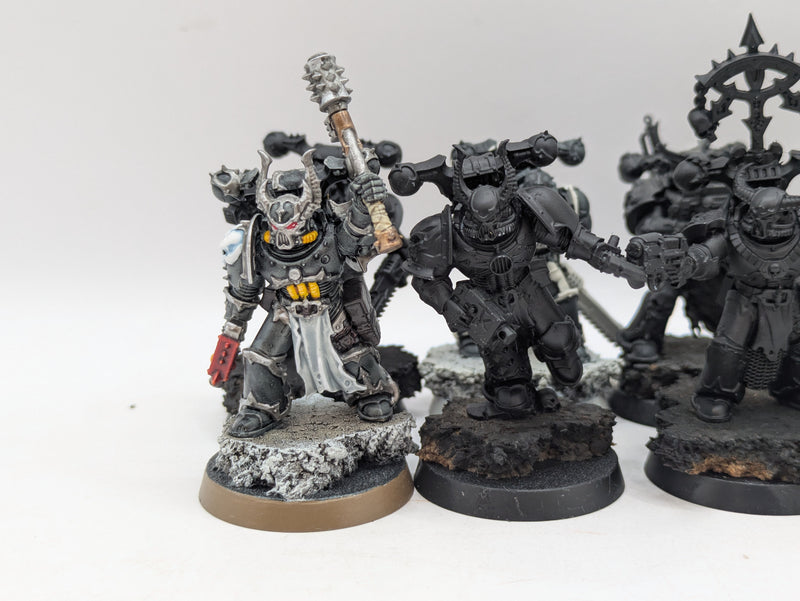 Warhammer 40k: Chaos Space Marines Legionnaries (AZ112)