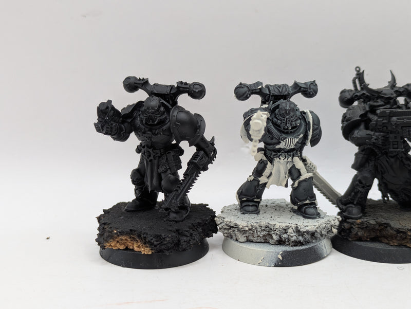 Warhammer 40k: Chaos Space Marines Legionnaries (AZ112)