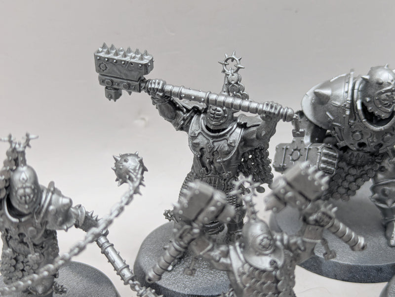 Warhammer Age of Sigmar: Slaves to Darkness Iron Golems (AT080)