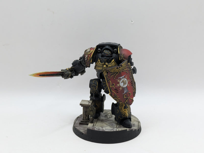 Warhammer 40k: Adeptus Custodes Galatus Dreadnought - Pro Painted (BF027)