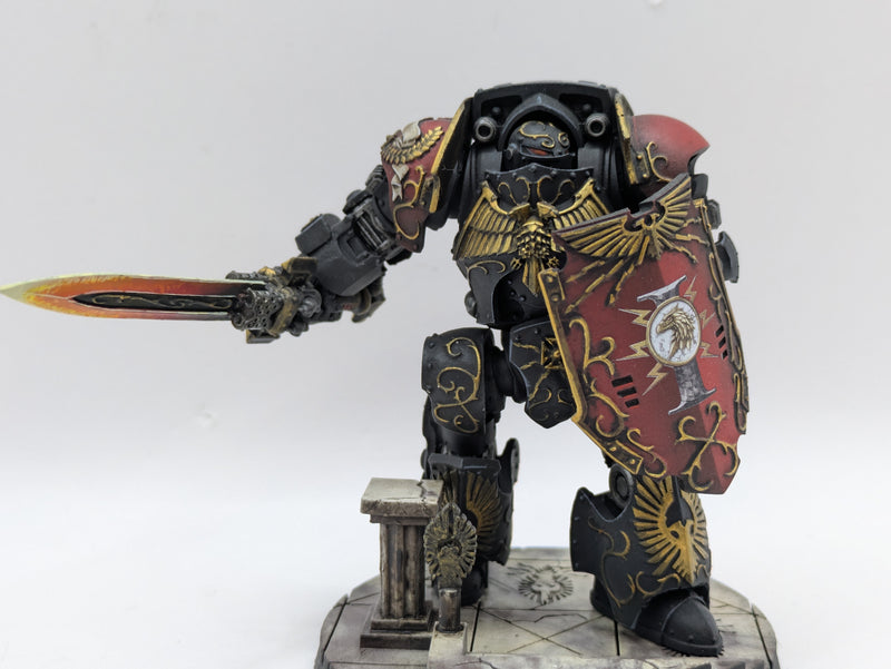 Warhammer 40k: Adeptus Custodes Galatus Dreadnought - Pro Painted (BF027)