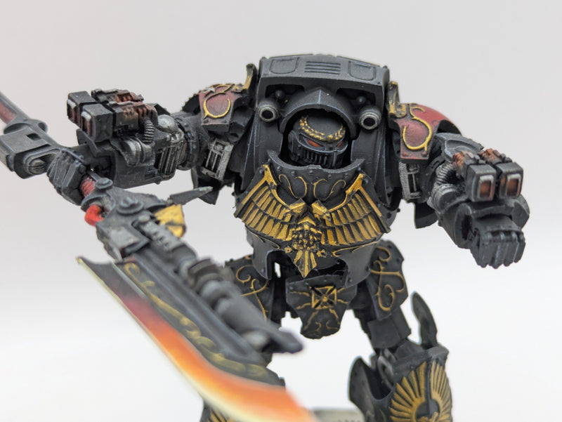 Warhammer 40k: Adeptus Custodes Achillus Dreadnought - Pro Painted (AU062)