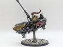 Warhammer 40k: Adeptus Custodes Vertus Praetors - Pro Painted (AU027)