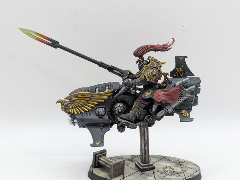 Warhammer 40k: Adeptus Custodes Vertus Praetors - Pro Painted (AR044)