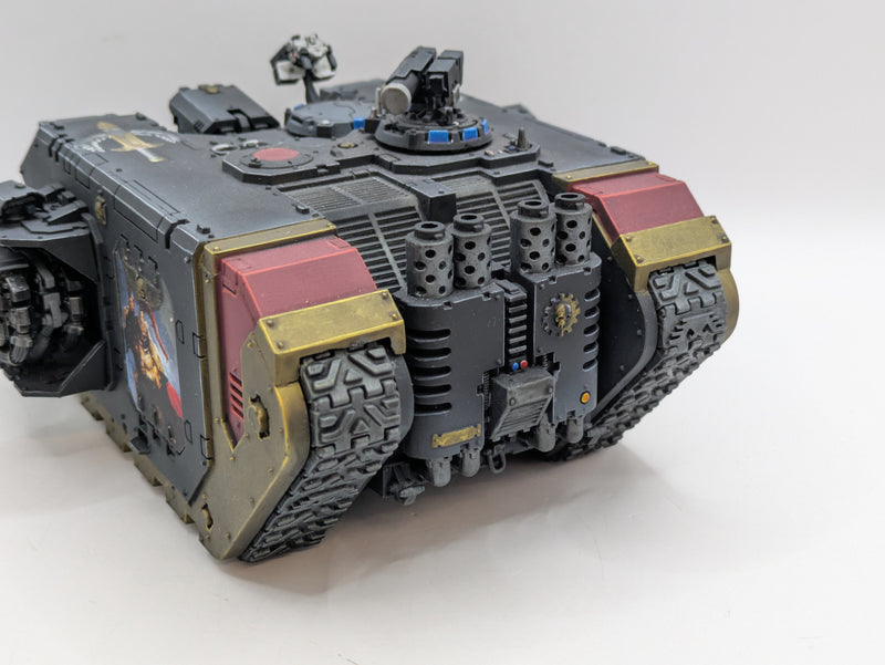 Warhammer 40k: Adeptus Custodes Land Raider - Pro Painted (AB349)