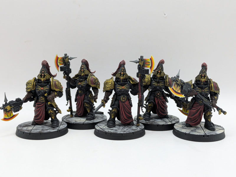 Warhammer 40k: Adeptus Custodes Wardens - Pro Painted (AD047)