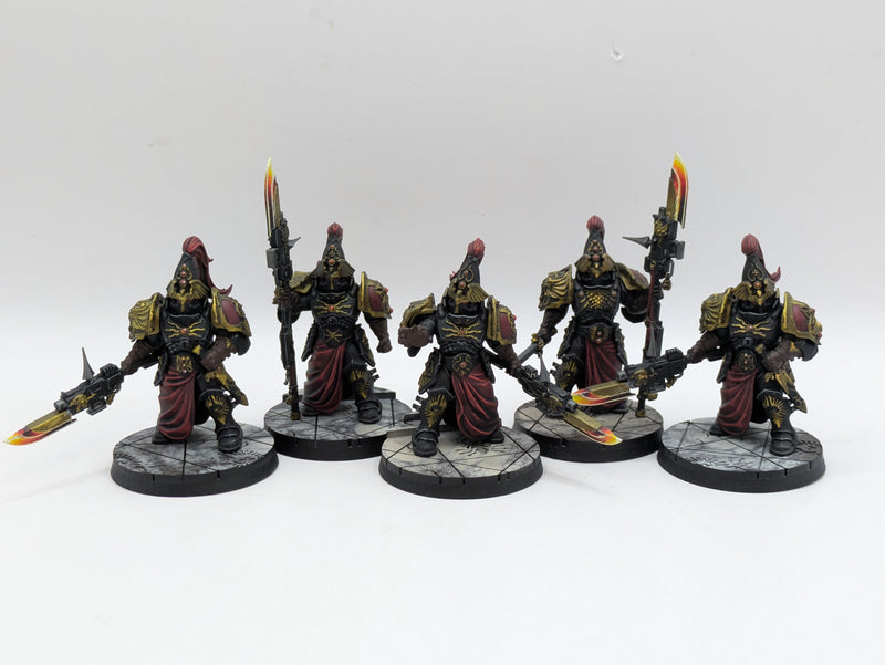Warhammer 40k: Adeptus Custodes Wardens - Pro Painted (AZ040)