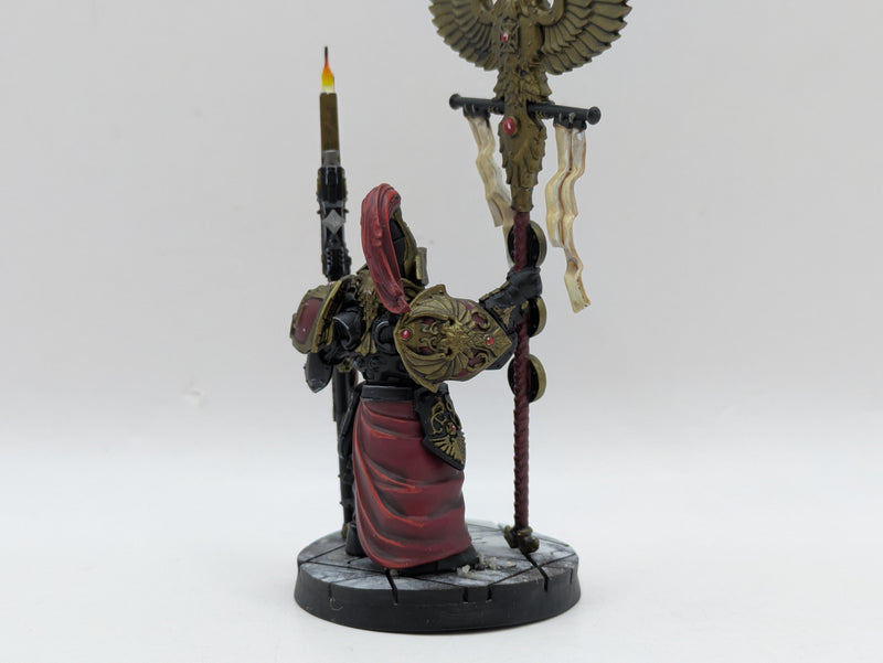 Warhammer 40k: Adeptus Custodes Vexilus Praetor - Pro Painted (BH017)