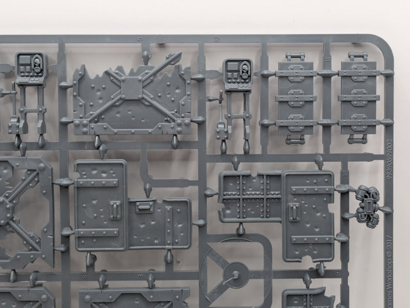 Warhammer Necromunda: Hive War Zone Mortalis Barricades, Crates and Objective Markers (SPRUE0275)