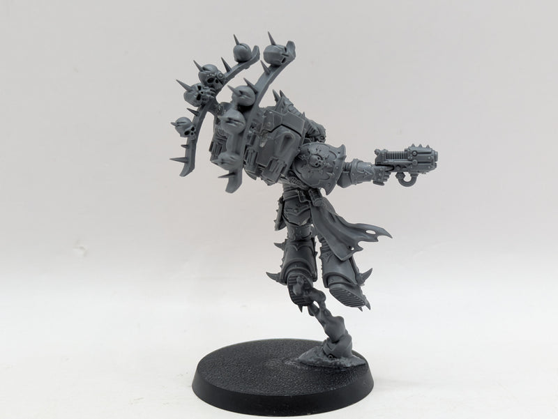 Warhammer 40k: Chaos Space Marines Lord with Jump Pack (BC032)