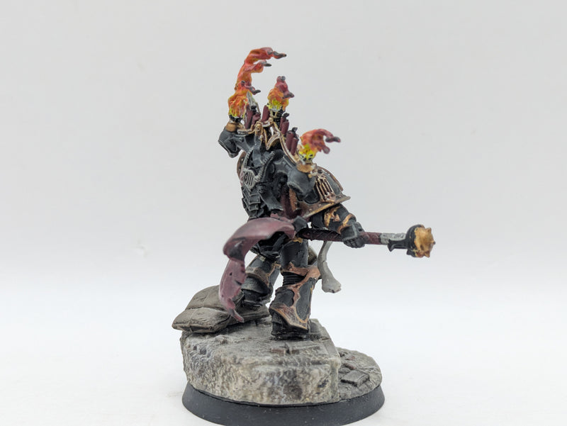 Warhammer 40k: Chaos Space Marines Dark Apostle - Well Painted (BH131)