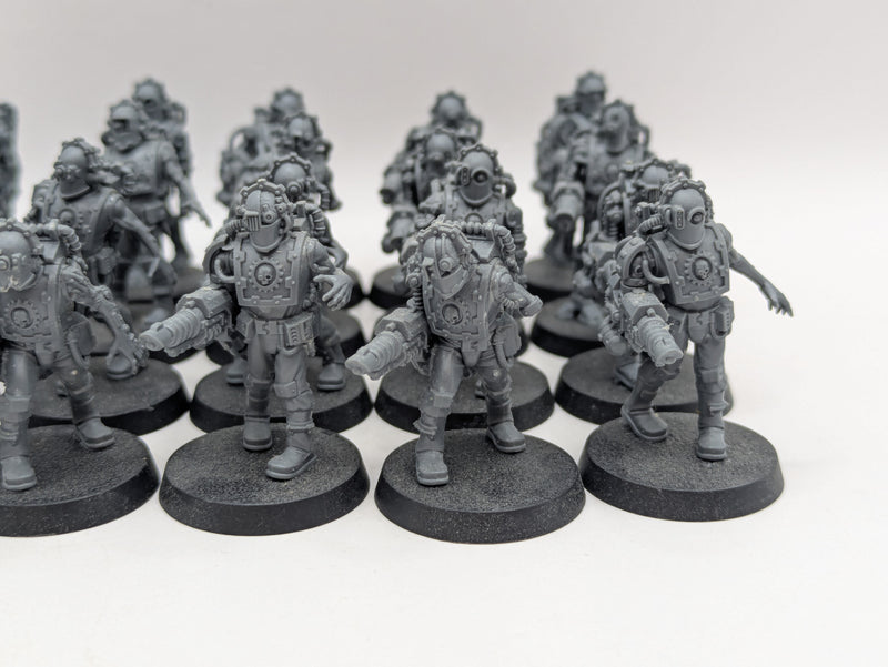 Warhammer Horus Heresy: Mechanicum Tech Thralls Covenant (BH146)