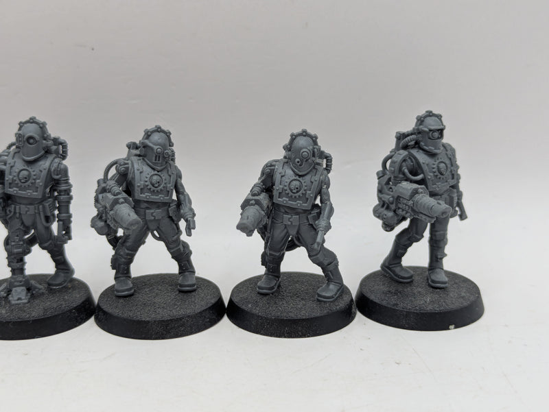 Warhammer Horus Heresy: Mechanicum Tech Thralls Covenant (BH146)