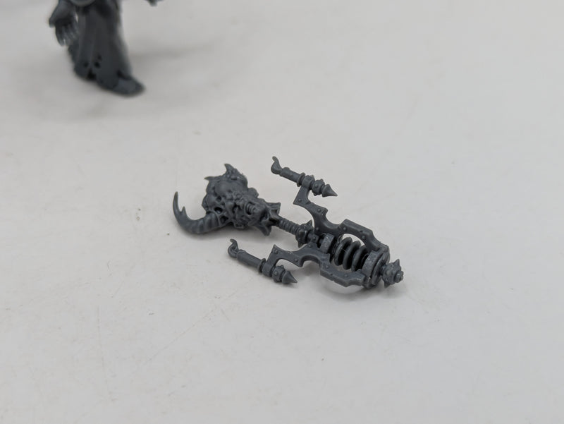 Warhammer 40k: Chaos Space Marines Dark Commune (BH148)