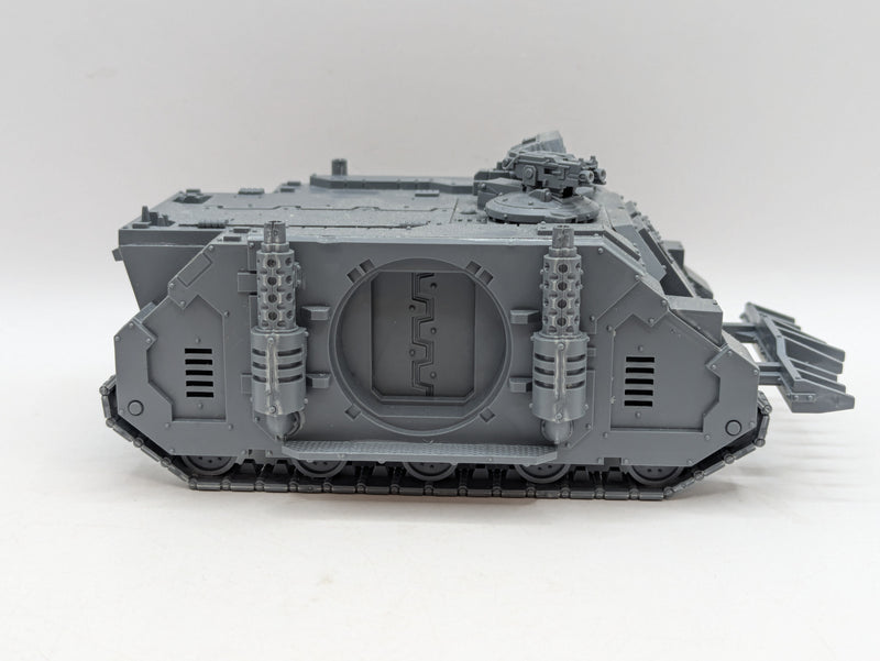 Warhammer Horus Heresy: Space Marines Deimos Pattern Rhino (BF052)
