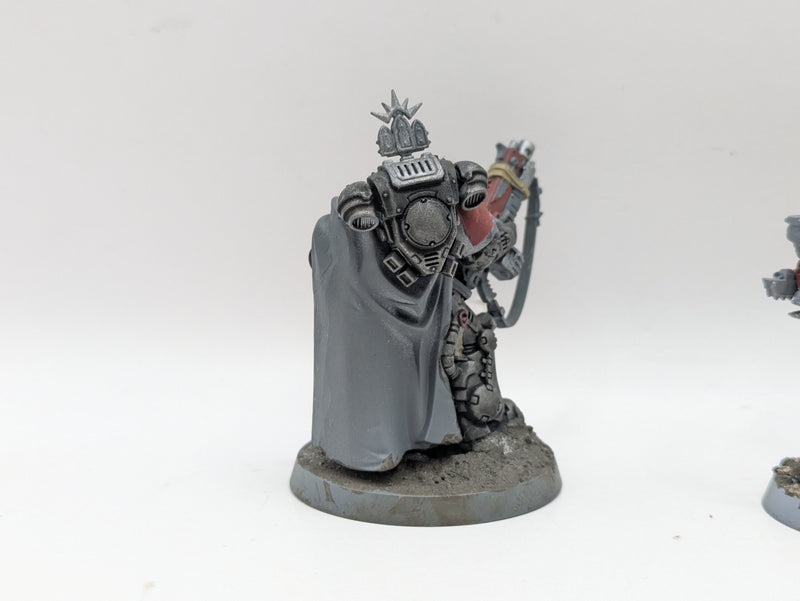 Warhammer 40k: Space Marines Sanguinary Priest and Gravis Captain (BI102)