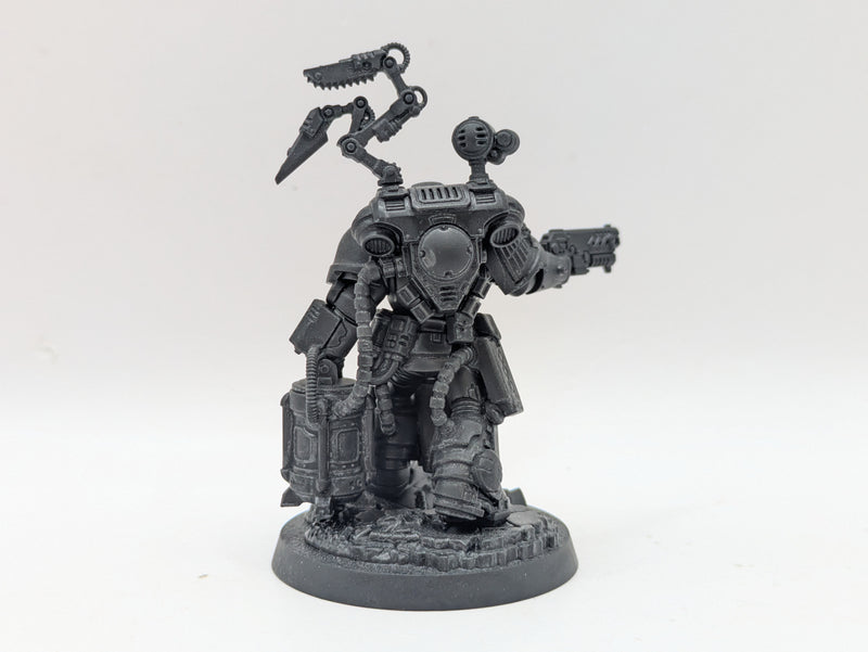 Warhammer 40k: Space Marines Apothecary Biologis (BI050)