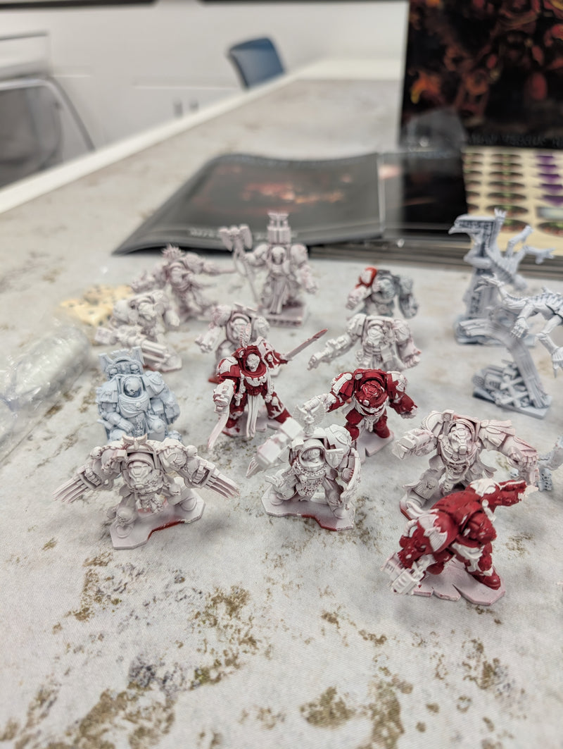 Warhammer 40k Space Hulk - Miniatures Primed - Cardboard Unpunched AY300