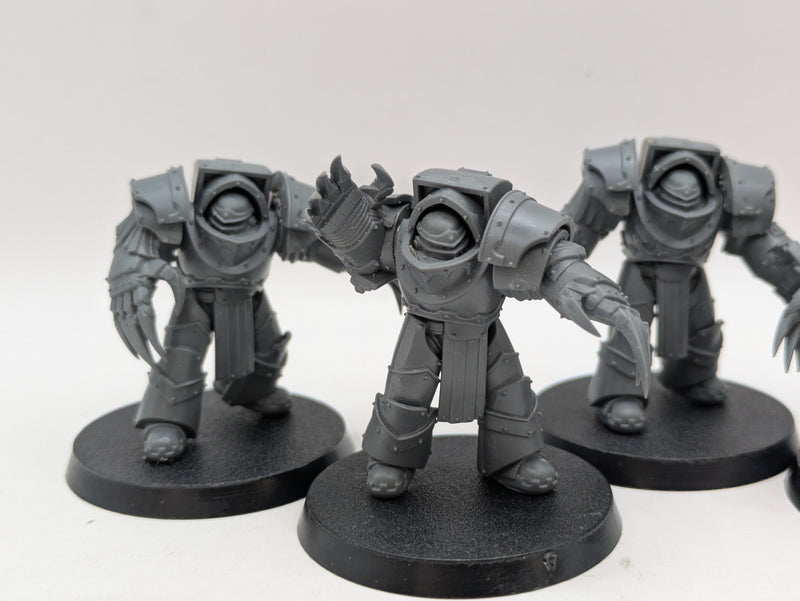 Warhammer Horus Heresy: Space Marines Cataphractii Terminators (BH069)