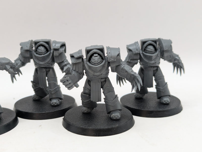 Warhammer Horus Heresy: Space Marines Cataphractii Terminators (AO032)