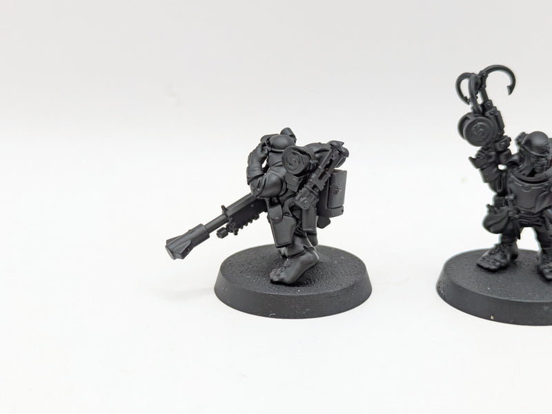 Warhammer 40k: Blackstone Fortresss Ratling Twin Rein and Raus (BJ014)