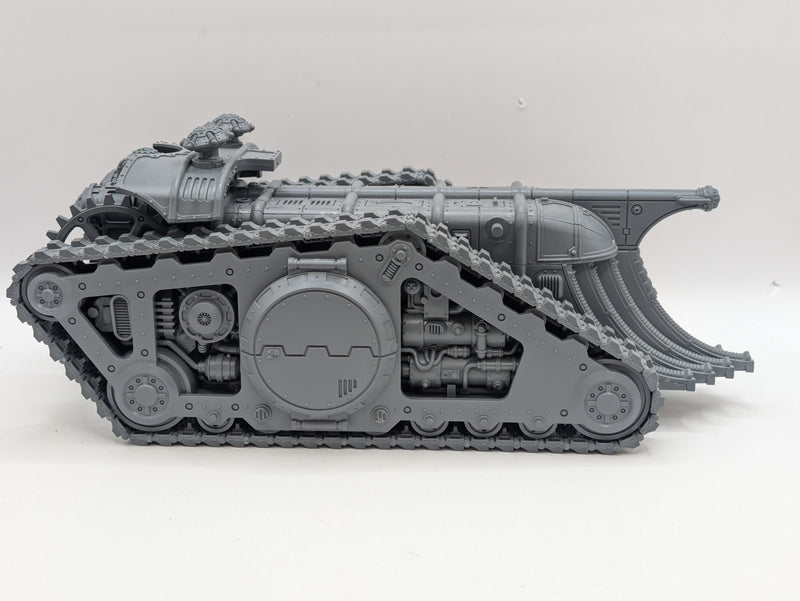 Warhammer Horus Heresy: Mechanicum Triaros Armoured Conveyor (AB318)
