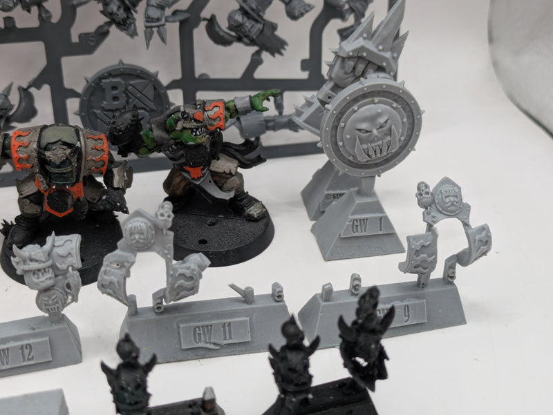 Warhammer Blood Bowl: Orc Team with Forgeworld Upgrades (BF036)