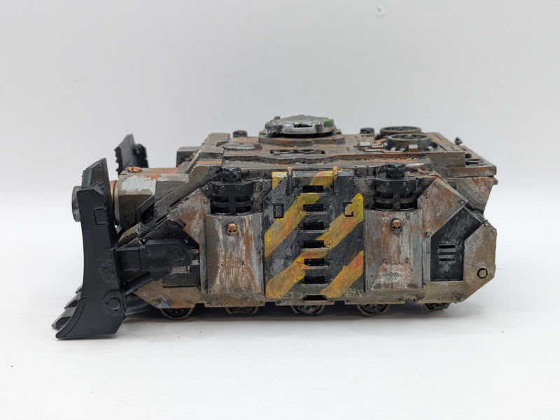 Warhammer 40k: Chaos Space Marines Iron Warriors Vindicator (AZ159)