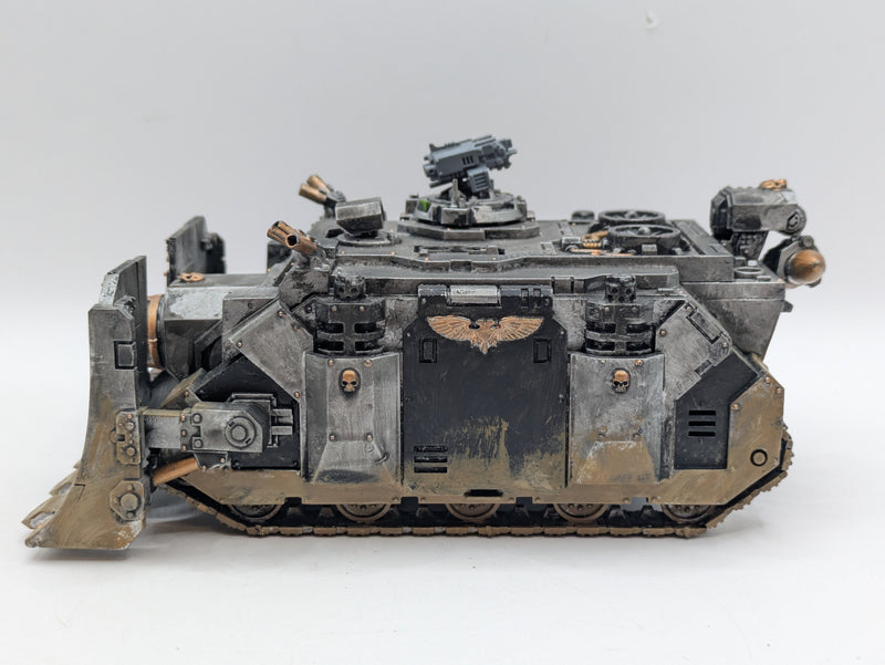 Warhammer 40k: Chaos Space Marines Iron Warriors Vindicator (AW067)