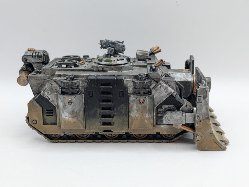 Warhammer 40k: Chaos Space Marines Iron Warriors Vindicator (AW067)