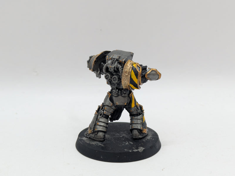 Warhammer Horus Heresy: Space Marine Forge World Cataphractii Praetor (AH110)