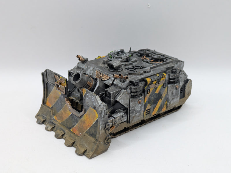 Warhammer 40k: Chaos Space Mairnes Iron Warriors Vindicator (AC038)