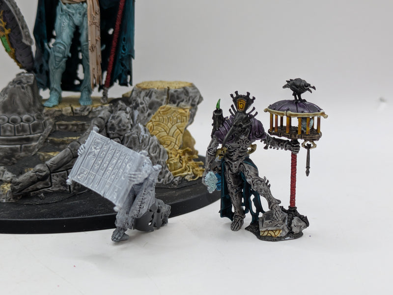 Warhammer Age of Sigmar: Ossiarch Bonereapers Katakros, Mortarch of the Necropolis (AW051)