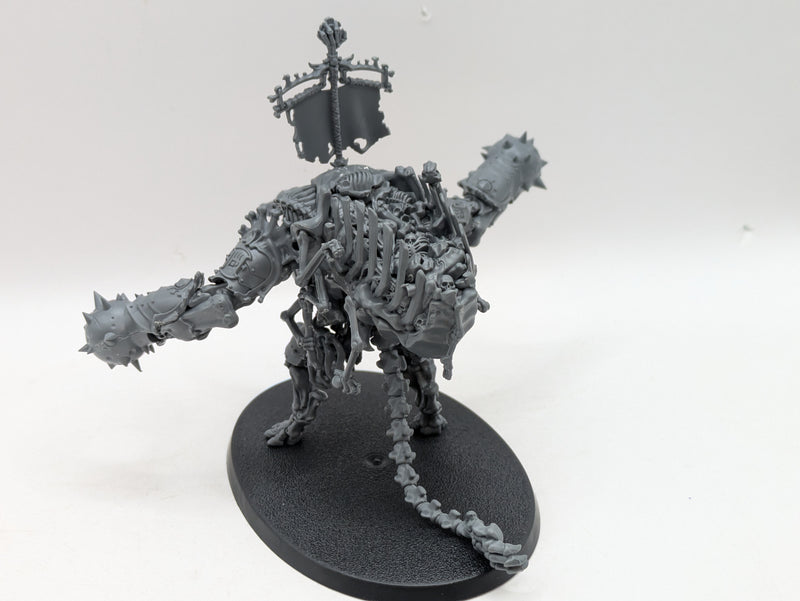 Warhammer Age of Sigmar: Ossiarch Bonereapers Gothizzar Harvester (BA184)
