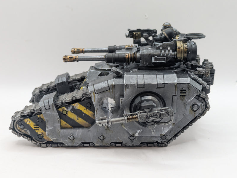 Warhammer Horus Heresy: Space Marine Iron Warriors Sicaran Battle Tank (BF054)
