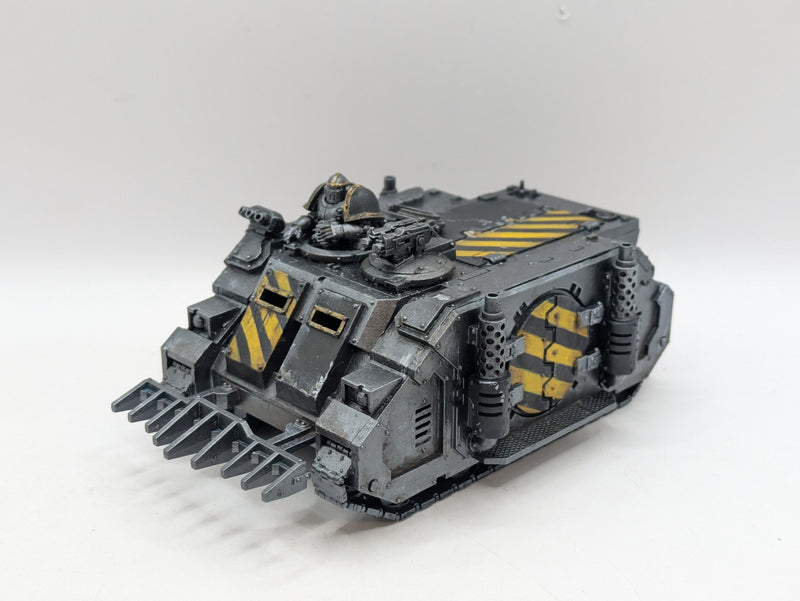 Warhammer Horus Heresy: Space Marine Iron Warriors Deimos Pattern Rhino (BI162)