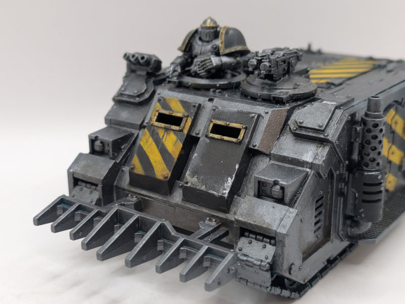 Warhammer Horus Heresy: Space Marine Iron Warriors Deimos Pattern Rhino (BI162)