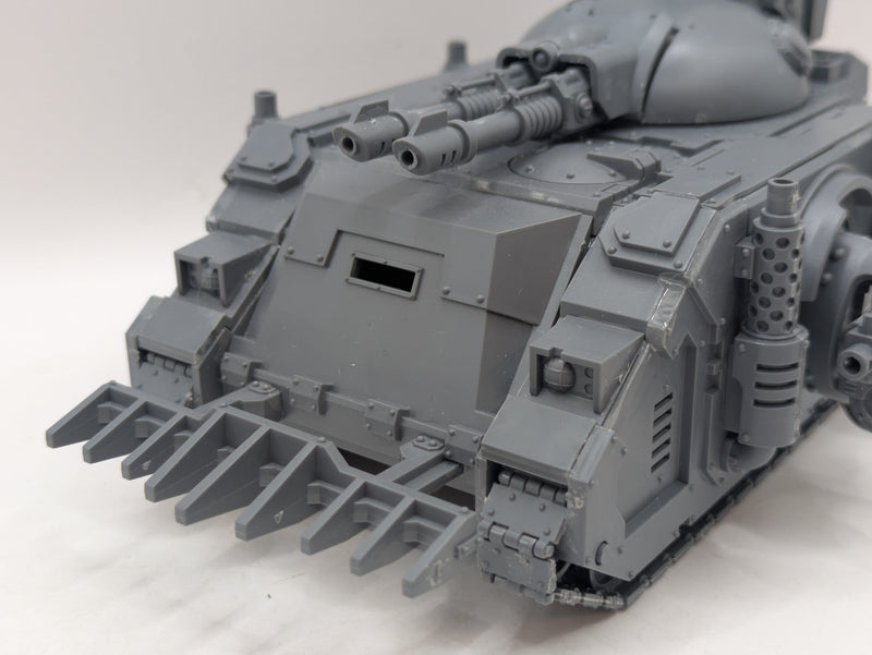 Warhammer Horus Heresy: Space Marine Predator Tank (AF043)