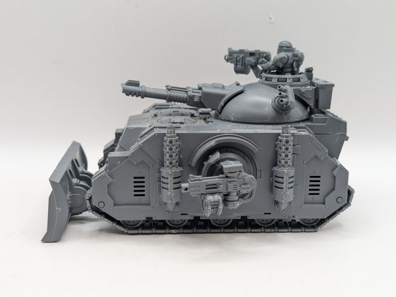 Warhammer Horus Heresy: Space Marine Predator Tank (BJ047)