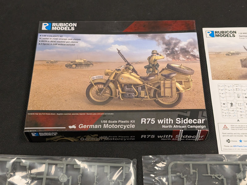 Rubicon Models 1/56 German Motorcycle R75 with Sidecar - DAK AV407