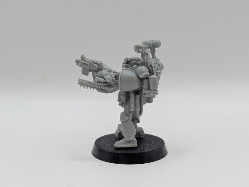 Warhammer Horus Heresy: Space Marine MKIV Apothecary (AD066)
