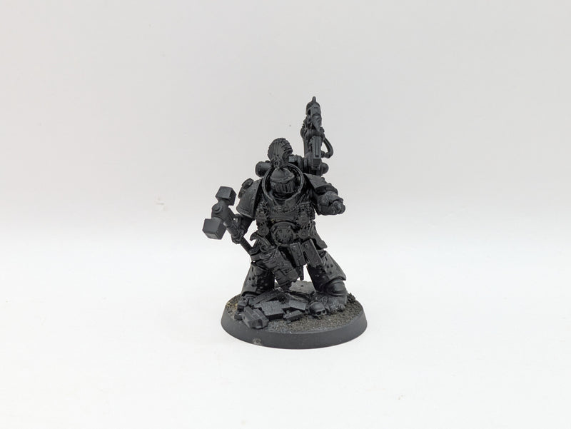Warhammer Horus Heresy: Space Marine Iron Warriors Converted Techmarine (AA036)